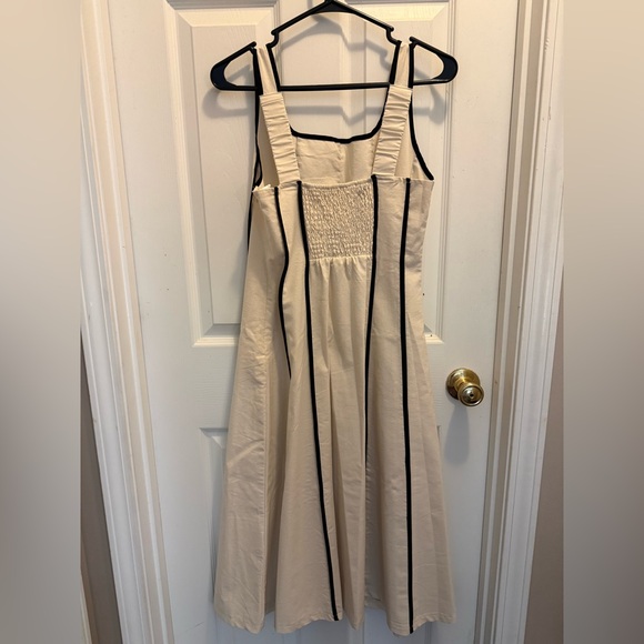 Miss Match Samantha Sleeveless Contrast Piping Linen Dress, Size Medium - Picture 10 of 12